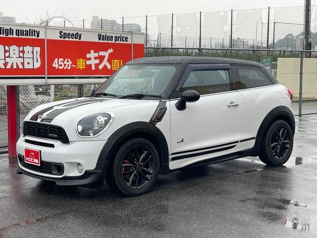 ＭＩＮＩ ジョンクーパーワークス　ペースマン　６ＭＴ　４ＷＤ　１．６Ｌ　ターボ　ジョンクーパーワークスエアロ　１７インチアルミ　パナソニックナビゴリラ　社外ヘッドアップディスプレイ　スポーツモード（5枚目）