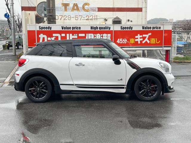 ＭＩＮＩ ジョンクーパーワークス　ペースマン　６ＭＴ　４ＷＤ　１．６Ｌ　ターボ　ジョンクーパーワークスエアロ　１７インチアルミ　パナソニックナビゴリラ　社外ヘッドアップディスプレイ　スポーツモード（11枚目）