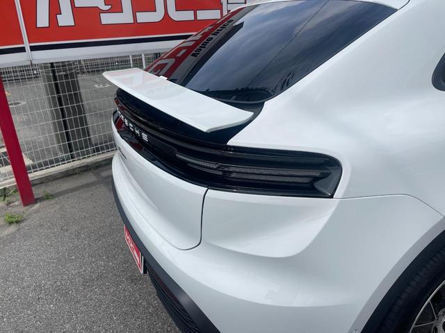 マカンエレクトリック マカン　正規Ｄ車　新車保証継承　パフォーマンスバッテリープラス　航続距離ＭＡＸ６４１ｋｍ　スポーツクロノパッケージ　２０インチマカンＳホイール　プライバシーガラス　４＋１ヒーター付きシート　アクティブエアロ（49枚目）