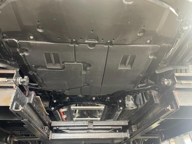 カローラツーリング ハイブリッド　ダブルバイビー　新車保証継承　１０．５インチオプションモニター　６スピーカー　純正ナビ　フルセグＴＶ　バックモニター　ヒーター付きハーフレザーシート　ステアリングヒーター　ＥＴＣ２．０（34枚目）