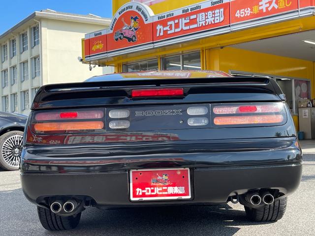 フェアレディＺ ３００ＺＸツインターボ　３．０Ｌ　ツインターボ　５速ＭＴ　Ｔバールーフ　４人乗り　純正アルミホイール　Ｄ席パワーシート（7枚目）