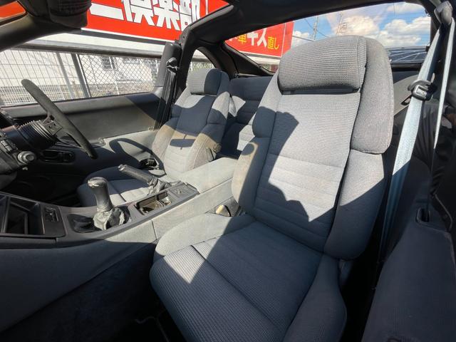 フェアレディＺ ３００ＺＸツインターボ　３．０Ｌ　ツインターボ　５速ＭＴ　Ｔバールーフ　４人乗り　純正アルミホイール　Ｄ席パワーシート（15枚目）