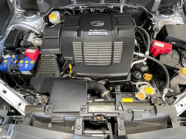 フォレスター Ｘ－ブレイク　新車保証継承付　４ＷＤ　アルパインナビＴＶ　バックカメラ　前後シートヒーター　ハーフレザーシート　ルーフレール　プッシュスタート（12枚目）