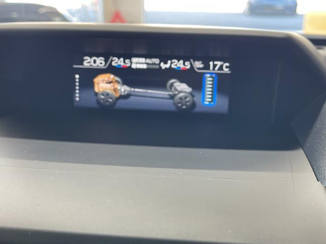 フォレスター Ｘ－ブレイク　新車保証継承付　４ＷＤ　アルパインナビＴＶ　バックカメラ　前後シートヒーター　ハーフレザーシート　ルーフレール　プッシュスタート（19枚目）