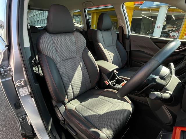 フォレスター Ｘ－ブレイク　新車保証継承付　４ＷＤ　アルパインナビＴＶ　バックカメラ　前後シートヒーター　ハーフレザーシート　ルーフレール　プッシュスタート（32枚目）