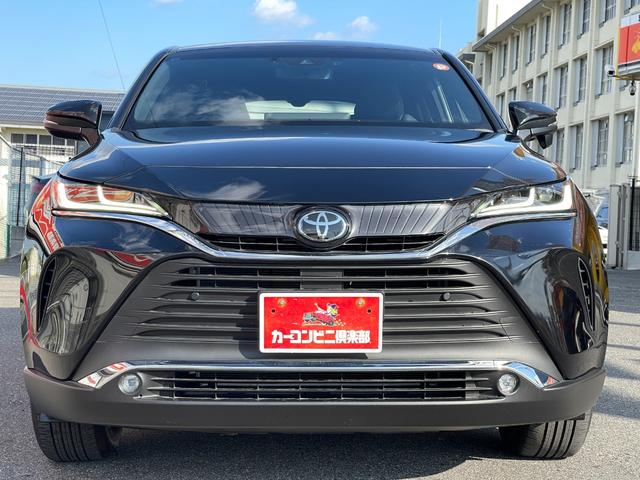 ハリアー Ｇ　新車保証継承付　セーフティセンス　純正ナビ　ＴＶ　バックカメラ　デジタルインナーミラー　パワーリアゲート　ハーフレザーパワーシート　ＬＥＤヘッドランプ　雨滴感応ワイパー　電動チルトステアリング（3枚目）