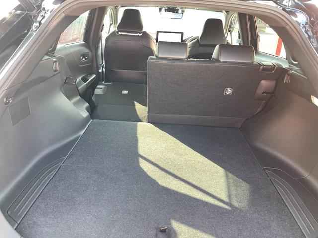 ハリアー Ｇ　新車保証継承付　セーフティセンス　純正ナビ　ＴＶ　バックカメラ　デジタルインナーミラー　パワーリアゲート　ハーフレザーパワーシート　ＬＥＤヘッドランプ　雨滴感応ワイパー　電動チルトステアリング（30枚目）