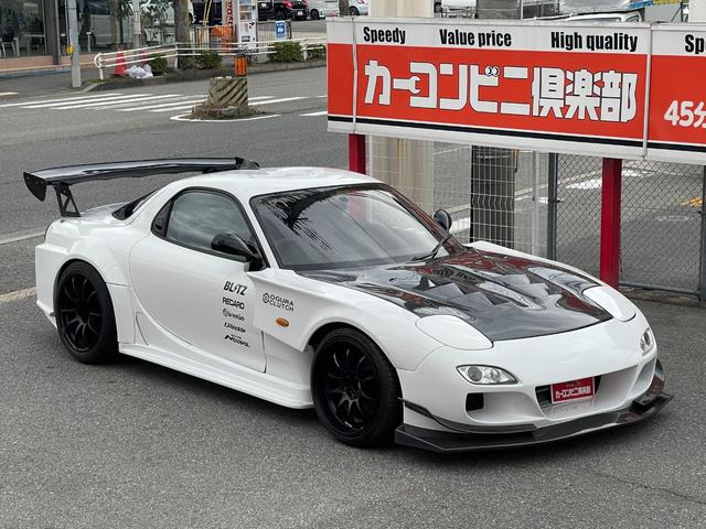 ＲＸ－７ タイプＲバサーストＲ　６型　ＴＣＰマジック仕様　ワイドボディー公認　Ｖマウント　アラゴスタ製ナイトスポーツ車高調　アドバンレーシング１８ＡＷ　アペックスマフラー　カーボンボンネット　ＧＴウイング　モモステ（2枚目）
