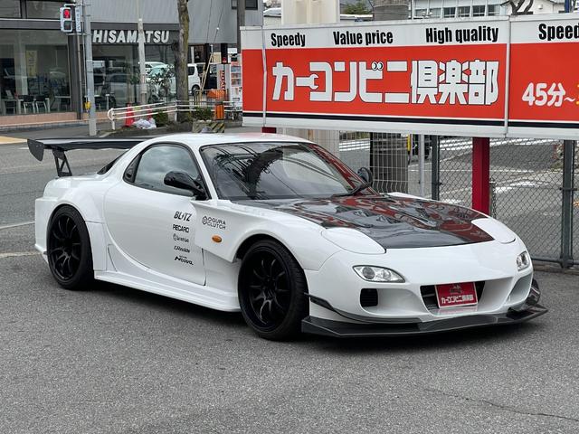 ＲＸ－７ タイプＲバサーストＲ　６型　ＴＣＰマジック仕様　ワイドボディー公認　Ｖマウント　アラゴスタ製ナイトスポーツ車高調　アドバンレーシング１８ＡＷ　アペックスマフラー　カーボンボンネット　ＧＴウイング　モモステ（15枚目）