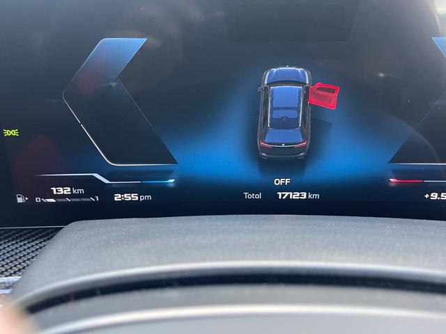 Ｘ７ Ｍ６０ｉ　ｘＤｒｉｖｅ　ディーラー保証継承付　スカイラウンジパノラマルーフ　Ｍスポーツパッケージ・プロ　カーボントリム　Ｂｏｗｅｒｓ＆Ｗｉｌｋｎｓサウンド　ＢＭＷライブコックピットナビ・ＴＶ　３６０度ビューモニター（16枚目）