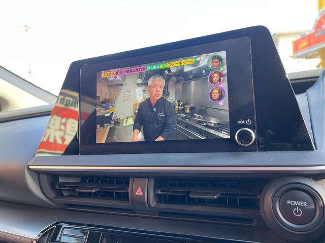 プリウス 　新車保障継承付き　モデリスタエアロＦ・Ｓ・Ｒ　ディスプレイオーディオ・ＴＶ付き　レーダークルーズ　ＡＣ１００Ｖコンセント　ＬＥＤヘッドライト　バックカメラ　ＥＴＣ（17枚目）