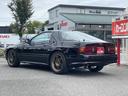 こちらの車両は少し離れた(約1時間)駐車場で保管しておりますので、ご来店には予約制とさせていただいております。出来れば前日までにご連絡いただきますと、スムーズご案内出来ますので宜しくお願い致します