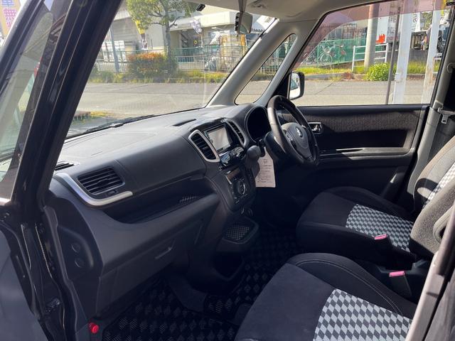 ソリオ ブラック&ホワイトII 禁煙車 両側パワースライドドア シートヒーター オートライト 地デジフルセグナビ USB接続ケーブル DVD再生 CPRM対応 ETC フロントフォグランプ サイドエアバッグ(3枚目)