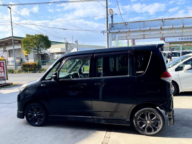 ソリオ ブラック&ホワイトII 禁煙車 両側パワースライドドア シートヒーター オートライト 地デジフルセグナビ USB接続ケーブル DVD再生 CPRM対応 ETC フロントフォグランプ サイドエアバッグ(18枚目)