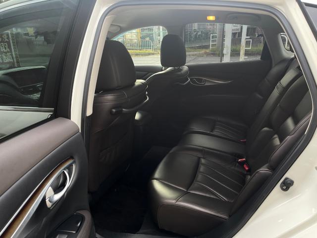 フーガ 370VIP クーラー&ヒーター付レザーシート オットマン 地デジフルセグナビ Bluetooth バックカメラ ETC ディスチャージヘッドライト フロントフォグランプ パワーシート(20枚目)