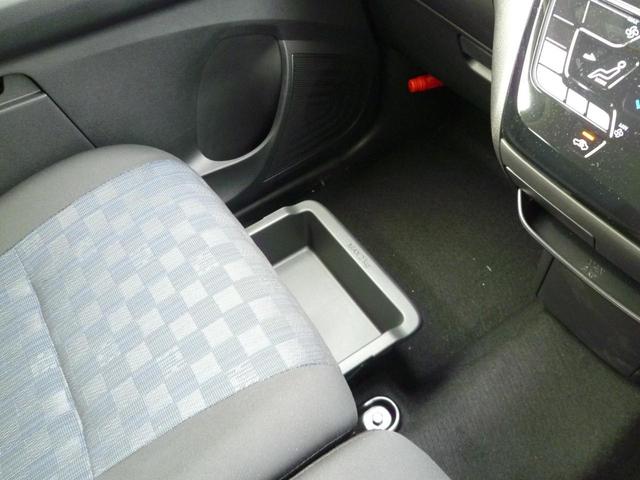 ハイウェイスター X 弊社社用車 LEDヘッドライト 踏み間違い防止 車線逸脱 アラウンドビューモニター インテリオートライト ハイビームアシスト(11枚目)