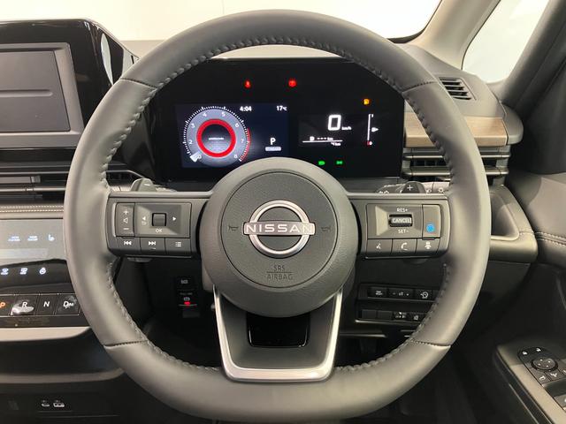 セレナ ハイウェイスターＶ　シート／ハンドルヒーター　両側オートスライドドア　プロパイロット　寒冷地仕様　エマブレ　コーナーセンサー（17枚目）