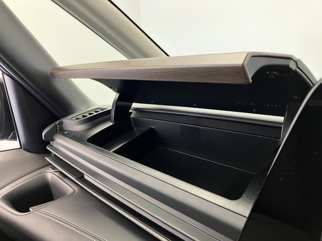 セレナ ハイウェイスターＶ　シート／ハンドルヒーター　両側オートスライドドア　プロパイロット　寒冷地仕様　エマブレ　コーナーセンサー（25枚目）