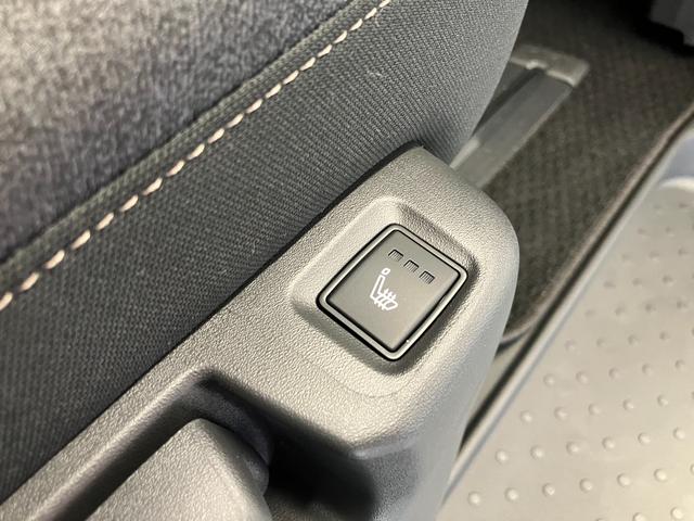 セレナ ハイウェイスターＶ　シート／ハンドルヒーター　両側オートスライドドア　プロパイロット　寒冷地仕様　エマブレ　コーナーセンサー（30枚目）