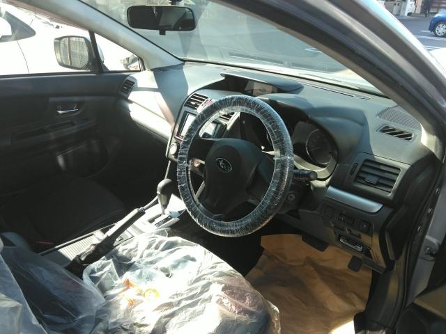 インプレッサＧ４ １．６ｉ－Ｌ　キーレス　フルセグ　ナビ＆ＴＶ　１５アルミホイール　エアバッグ　オートマ　フル装備　ＨＩＤヘッドライト　ＥＴＣ（2枚目）