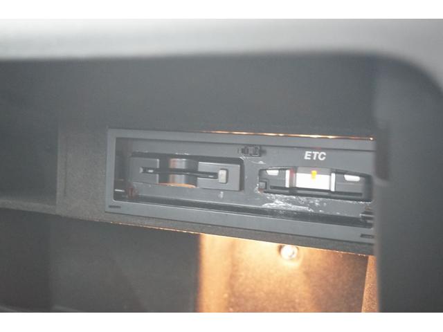 ＴＴクーペ ２．０ＴＦＳＩ　純正ＨＤＤナビ　フルセグＴＶ　Ｂｌｕｅｔｏｏｔｈ　バックカメラ　フライハイト／美響マフラー　Ｓライン専用１８ＡＷ　ＥＴＣ　ＨＩＤ　前後ドライブレコーダー　車検令和７年３月（36枚目）