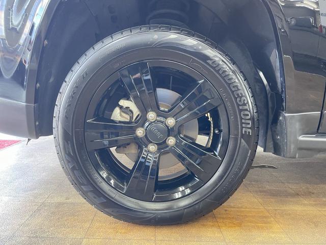 ジープ・コンパス ブラックホーク　限定車　社外メモリーナビ　フルセグＴＶ　バックカメラ　Ｂｌｕｅｔｏｏｔｈ　サイドカメラ　純正１７ＡＷ　ＥＴＣ　スペアキー　禁煙車　車検令和８年７月１４日（27枚目）
