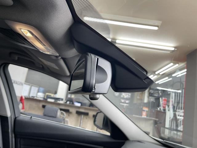 3シリーズ 320iツーリング ラグジュアリー 1オーナー 純正ナビ Bカメラ フルセグTV インテリジェントセーフティ(衝突軽減ブレーキ・車線逸脱警告) ACC(追従クルーズコントロール) 黒革 純正17AW スペアキー 禁煙 電動ゲート(36枚目)