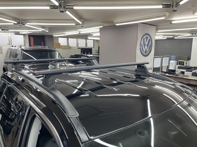 ジープ・コンパス リミテッド　ブラックルーフエディション　限定車　純正ナビ　バックカメラ　フルセグＴＶ　Ｂｌｕｅｔｏｏｔｈ　ＨＩＤ　アダプティブクルーズコントロール（追従）　ブラインドスポット　ハーフレザー　ＥＴＣ　スマートキー（8枚目）