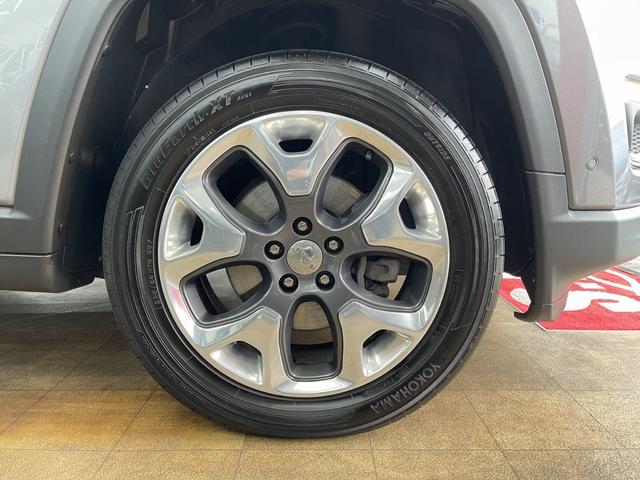 ジープ・コンパス リミテッド　ブラックルーフエディション　限定車　純正ナビ　バックカメラ　フルセグＴＶ　Ｂｌｕｅｔｏｏｔｈ　ＨＩＤ　アダプティブクルーズコントロール（追従）　ブラインドスポット　ハーフレザー　ＥＴＣ　スマートキー（10枚目）