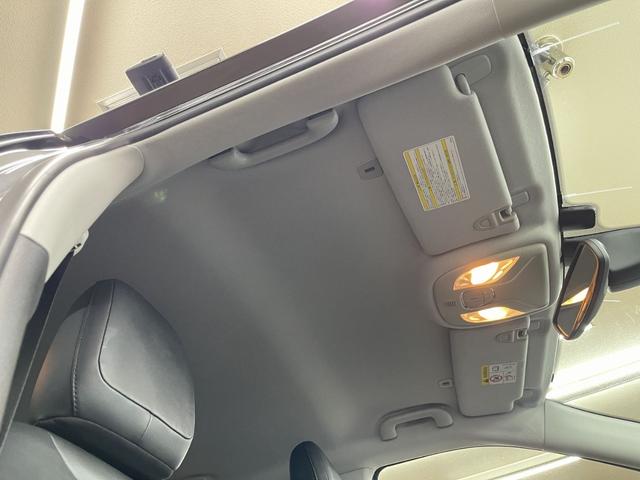 ジープ・コンパス リミテッド　ブラックルーフエディション　限定車　純正ナビ　バックカメラ　フルセグＴＶ　Ｂｌｕｅｔｏｏｔｈ　ＨＩＤ　アダプティブクルーズコントロール（追従）　ブラインドスポット　ハーフレザー　ＥＴＣ　スマートキー（16枚目）