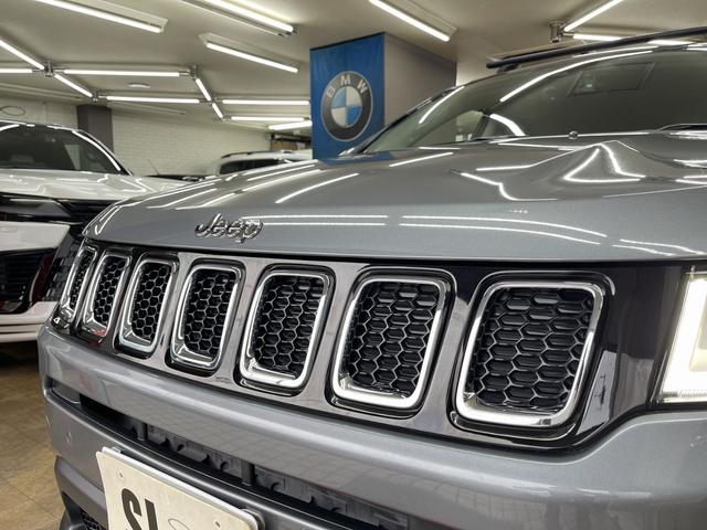 ジープ・コンパス リミテッド　ブラックルーフエディション　限定車　純正ナビ　バックカメラ　フルセグＴＶ　Ｂｌｕｅｔｏｏｔｈ　ＨＩＤ　アダプティブクルーズコントロール（追従）　ブラインドスポット　ハーフレザー　ＥＴＣ　スマートキー（25枚目）