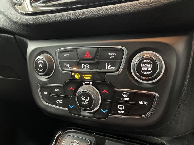 ジープ・コンパス リミテッド　ブラックルーフエディション　限定車　純正ナビ　バックカメラ　フルセグＴＶ　Ｂｌｕｅｔｏｏｔｈ　ＨＩＤ　アダプティブクルーズコントロール（追従）　ブラインドスポット　ハーフレザー　ＥＴＣ　スマートキー（41枚目）