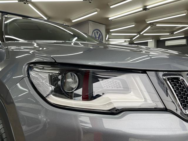 ジープ・コンパス リミテッド　ブラックルーフエディション　限定車　純正ナビ　バックカメラ　フルセグＴＶ　Ｂｌｕｅｔｏｏｔｈ　ＨＩＤ　アダプティブクルーズコントロール（追従）　ブラインドスポット　ハーフレザー　ＥＴＣ　スマートキー（60枚目）