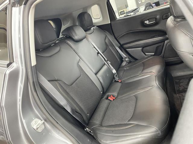 ジープ・コンパス リミテッド　ブラックルーフエディション　限定車　純正ナビ　バックカメラ　フルセグＴＶ　Ｂｌｕｅｔｏｏｔｈ　ＨＩＤ　アダプティブクルーズコントロール（追従）　ブラインドスポット　ハーフレザー　ＥＴＣ　スマートキー（66枚目）