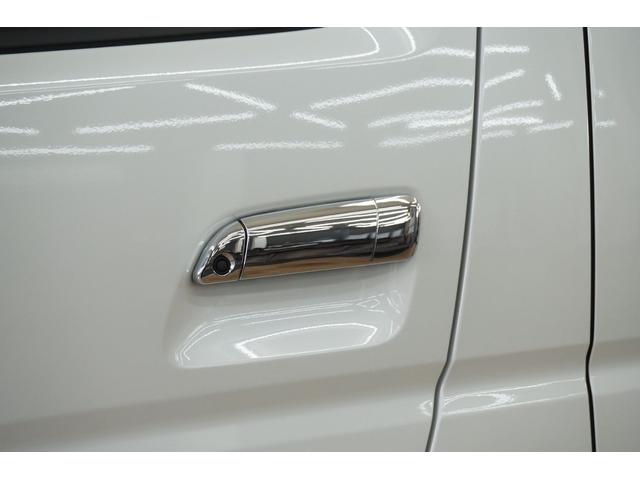 ハイエースバン スーパーＧＬ　ダークプライムＩＩ　登録済未使用車　パイオニア製最新７型ナビ／１０．１型フリップダウン　ＥＴＣ　両側パワースライドドア　パノラミックビューモニター　デジタルインナーミラー　フルセグＴＶ　カープレイ／アンドロイドオート対応（43枚目）