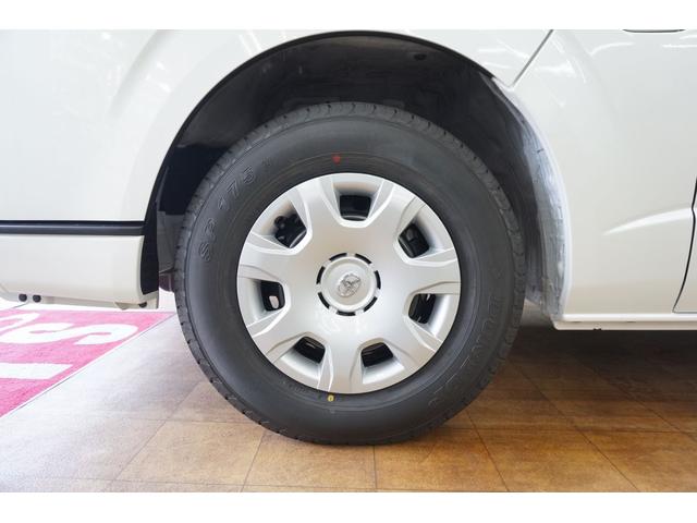 ハイエースバン スーパーＧＬ　ダークプライムＩＩ　登録済未使用車　パイオニア製最新７型ナビ／１０．１型フリップダウン　ＥＴＣ　両側パワースライドドア　パノラミックビューモニター　デジタルインナーミラー　フルセグＴＶ　カープレイ／アンドロイドオート対応（44枚目）