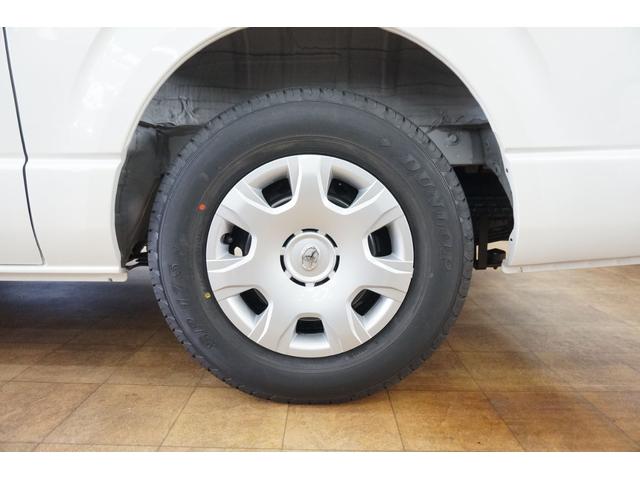 ハイエースバン スーパーＧＬ　ダークプライムＩＩ　登録済未使用車　パイオニア製最新７型ナビ／１０．１型フリップダウン　ＥＴＣ　両側パワースライドドア　パノラミックビューモニター　デジタルインナーミラー　フルセグＴＶ　カープレイ／アンドロイドオート対応（45枚目）