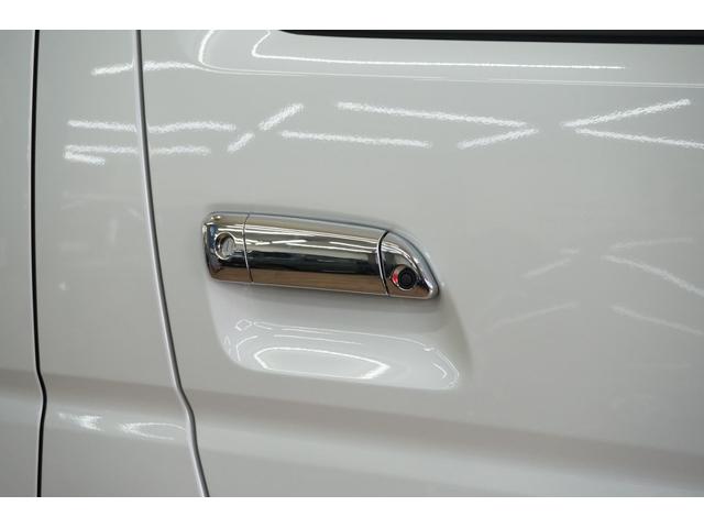 ハイエースバン スーパーＧＬ　ダークプライムＩＩ　登録済未使用車　パイオニア製最新７型ナビ／１０．１型フリップダウン　ＥＴＣ　両側パワースライドドア　パノラミックビューモニター　デジタルインナーミラー　フルセグＴＶ　カープレイ／アンドロイドオート対応（47枚目）