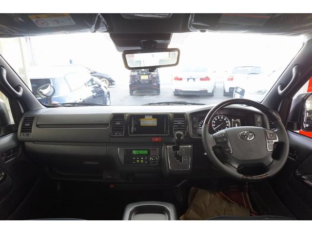 ハイエースバン スーパーＧＬ　ダークプライムＩＩ　登録済未使用車　パイオニア製最新７型ナビ／１０．１型フリップダウン　ＥＴＣ　両側パワースライドドア　パノラミックビューモニター　デジタルインナーミラー　フルセグＴＶ　カープレイ／アンドロイドオート対応（75枚目）