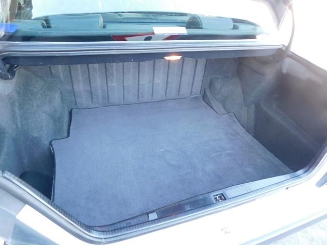 ミディアムクラス ２８０Ｅ　サンルーフ／レザーシート／ウッドパネル（10枚目）