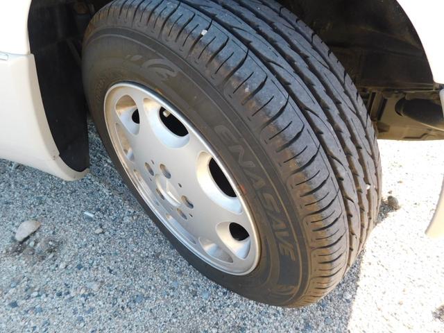 ミディアムクラス ２８０Ｅ　サンルーフ／レザーシート／ウッドパネル（25枚目）