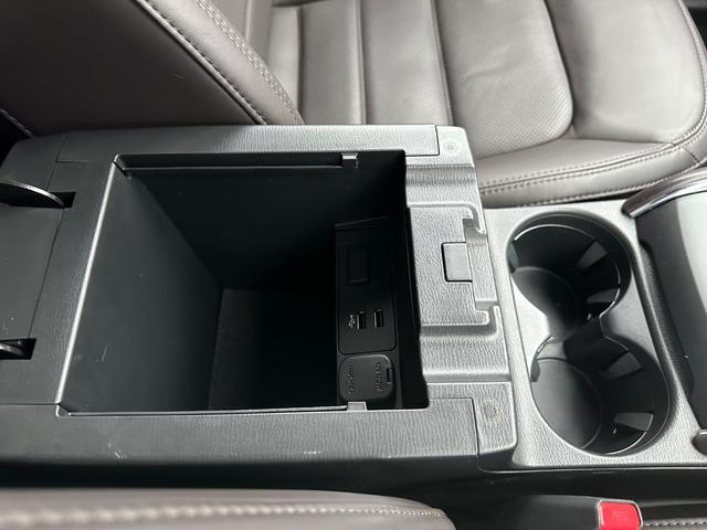 ＣＸ－５ ＸＤ　エクスクルーシブモード　ルーフレール　キャリア　デイライト　ウェルカムランプ　オールウェザーマット　フロントリアアンダーガーニッシュ（14枚目）