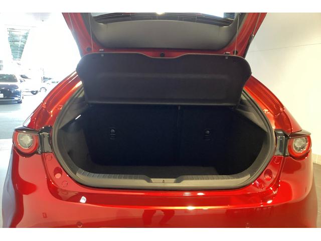 MAZDA3ファストバック 15S レトロスポーツエディション 試乗車並行販売 全方位カメラ フロアマット装備(23枚目)