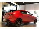 MAZDA3ファストバック 15S レトロスポーツエディション 試乗車並行販売 全方位カメラ フロアマット装備(5枚目)
