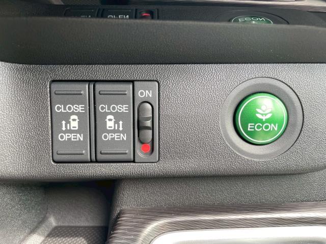 ステップワゴンスパーダ スパーダ・クールスピリット　ホンダセンシング　特別仕様車！！ブラックスタイル！！純正１０インチナビ・バックカメラ・ＥＴＣ車載器・前後ドライブレコーダー・ホンダセンシング・ＴＶキット・両側電動スライドドア（54枚目）