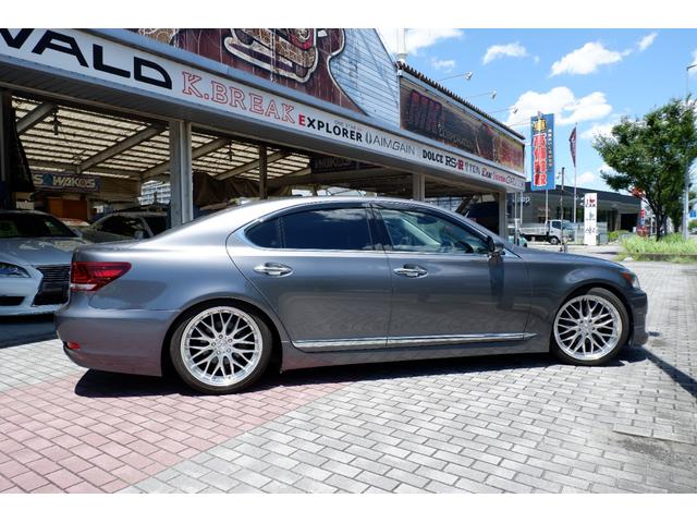 ＬＳ ＬＳ４６０　バージョンＬ　１年走行無制限保証・マークレビンソンオーディオシステム・サスコン・２０ＡＷ・プリクラブレーキ・フリップＤモニター追随型クルコン・Ｐトランク・前後センサー・ＴＶキャンセラー・ブレーレイ・Ｆエアロ・ＥＴＣ（46枚目）