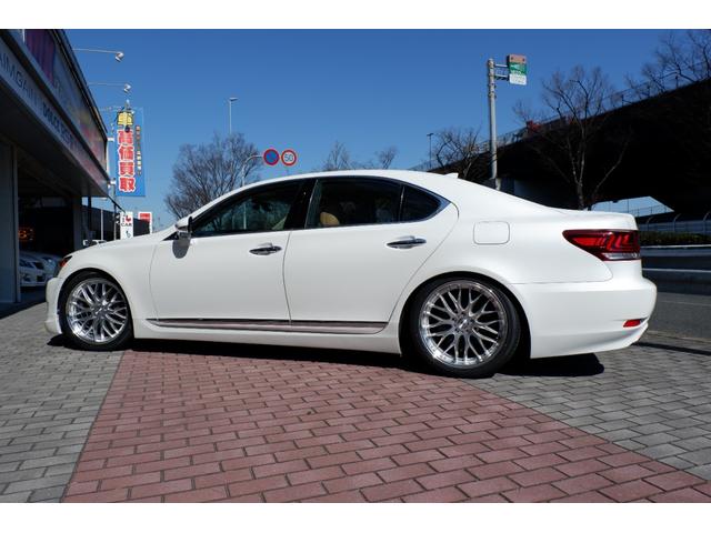 レクサス LS LS460 バージョンL 後期型・上位モデル・3眼