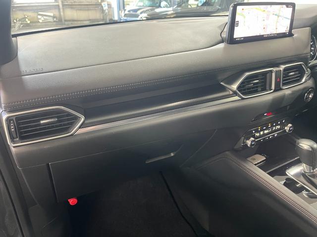 ＣＸ－５ ２５Ｓ　スポーツアピアランス　／ワンオーナー／純正ナビ地デジ／３６０度カメラ／黒革シート／スマートブレーキサポート／レーダークルーズ／クルージングトラフィックサポート／パワーバックドア／純正１９インチアルミ／自社買取車（36枚目）