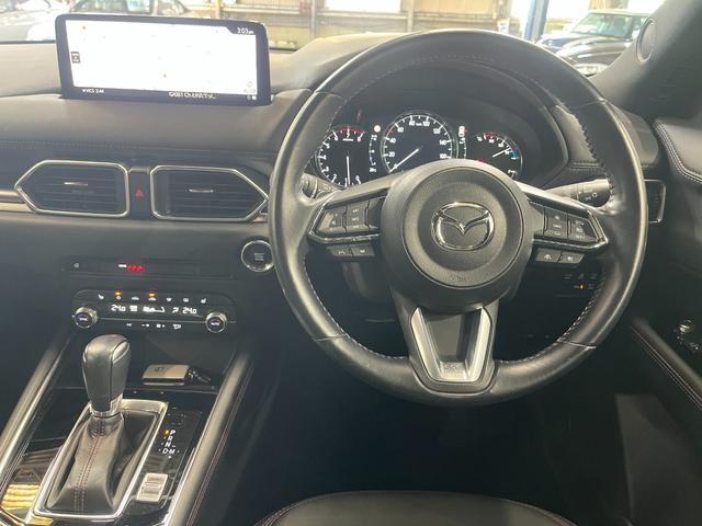 ＣＸ－５ ２５Ｓ　スポーツアピアランス　／ワンオーナー／純正ナビ地デジ／３６０度カメラ／黒革シート／スマートブレーキサポート／レーダークルーズ／クルージングトラフィックサポート／パワーバックドア／純正１９インチアルミ／自社買取車（37枚目）