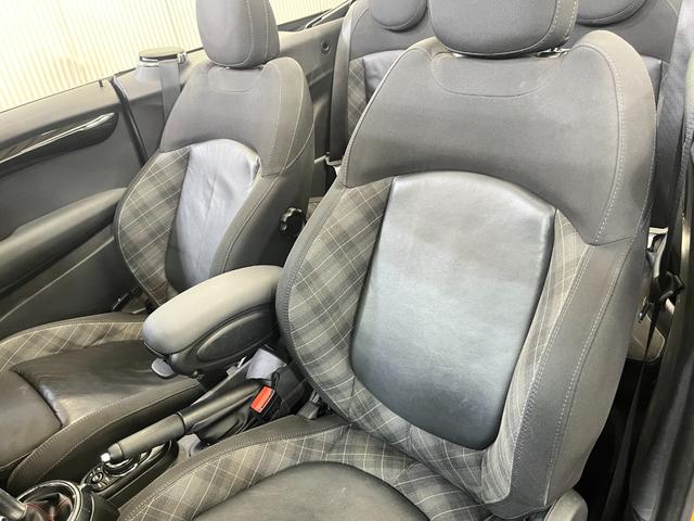 ＭＩＮＩ クーパーＳ　コンバーチブル　／電動オープン／純正ナビ／ハーフレザー／ユニオンジャック柄ソフトトップ／ビルシュタイン車高調／アドバンスドセーフティＰＫＧ／ヘッドアップディスプレイ／ミラー型ＥＴＣ／純正１７インチアルミ／自社買取車（41枚目）